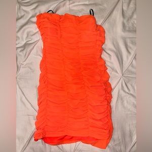 Cute bodycon dress. Perfect for a Halloween DIY or a neon girls themed night.